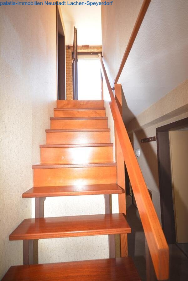 Treppe zum DG