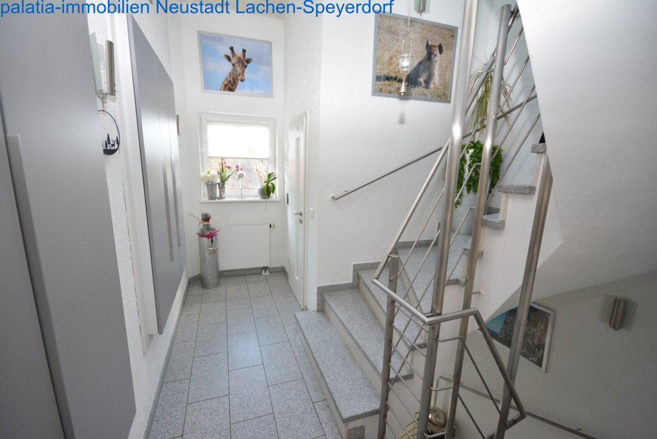 Diele EG mit Wandschrank