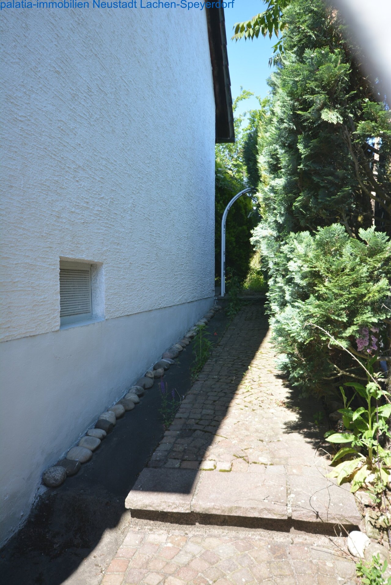 Zugang zum Garten Zugang zum Garten
