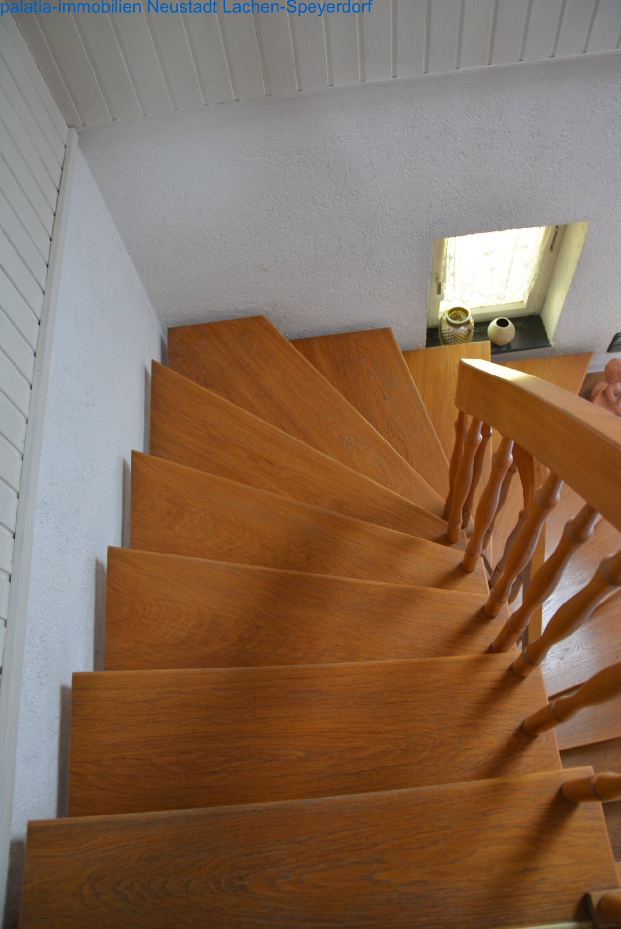 Treppenanlage ins OG Treppenanlage ins OG
